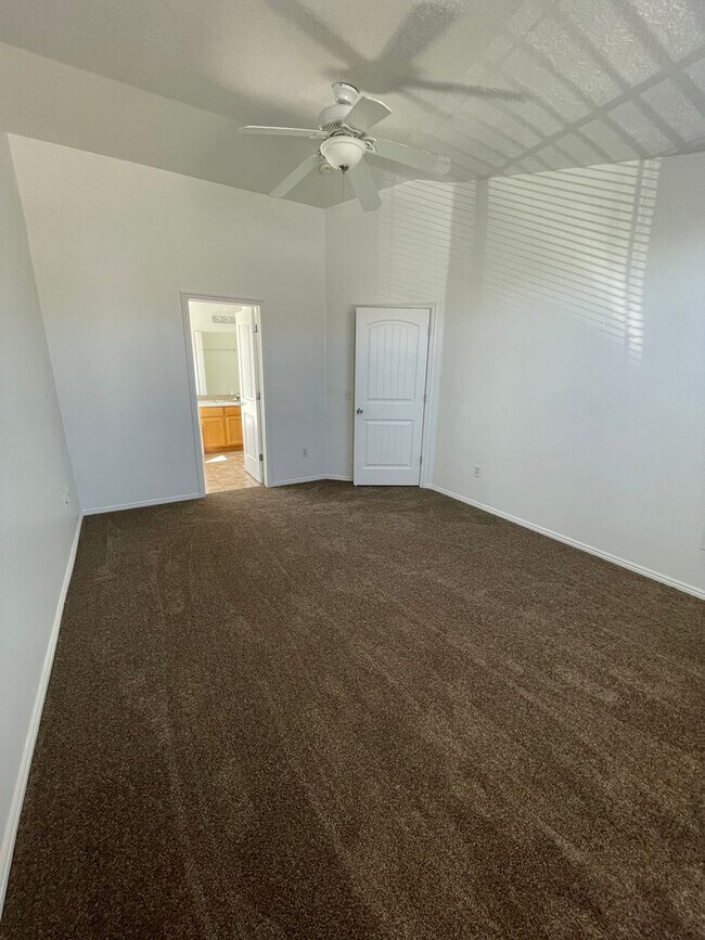 Building Photo - Beautiful Harbor Point Family Home in Lehi