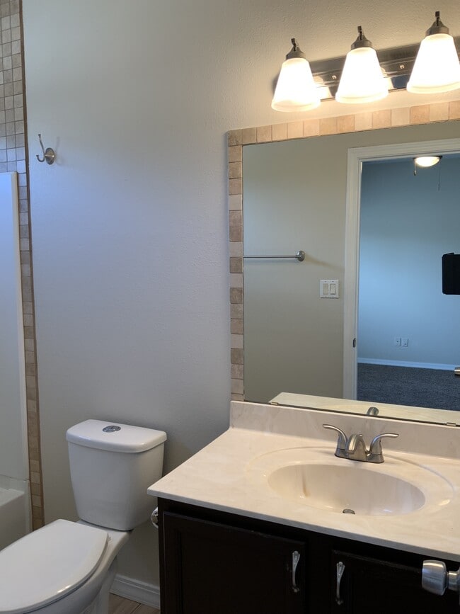 Building Photo - 3425 Old Mill Rd