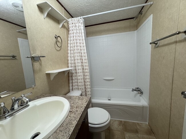 Building Photo - 330 Gaither Rd