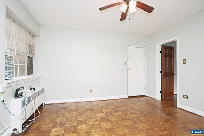 Building Photo - 32 University Cir