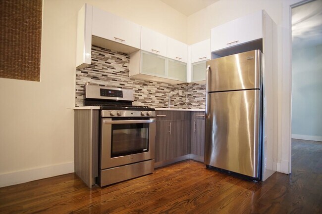 Building Photo - 88 Harman St