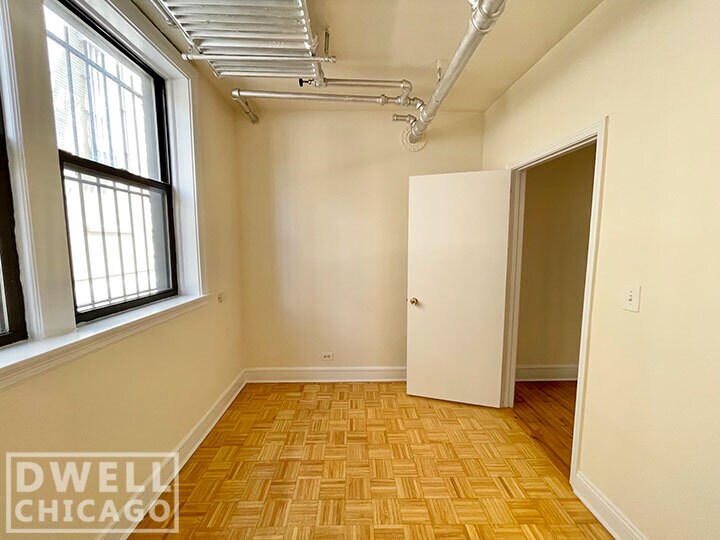 Building Photo - 2331 N Spaulding Ave