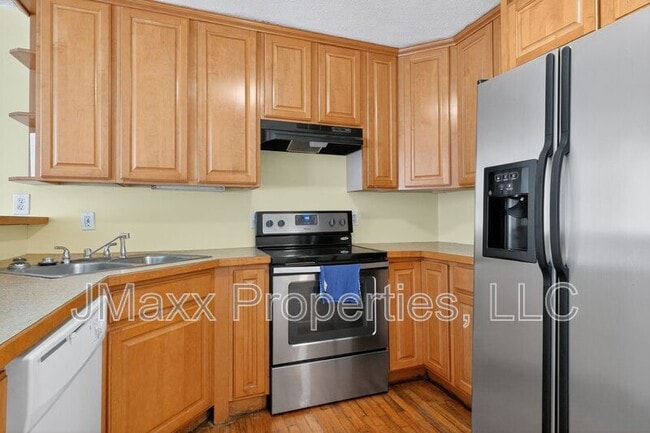 Building Photo - 30 Shiloh Hills Dr NW