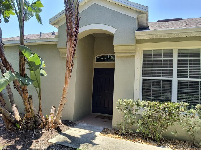 Building Photo - 490 Bismarck Way