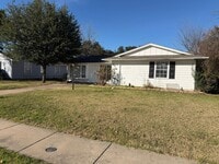 Building Photo - 8415 Glen Regal Dr