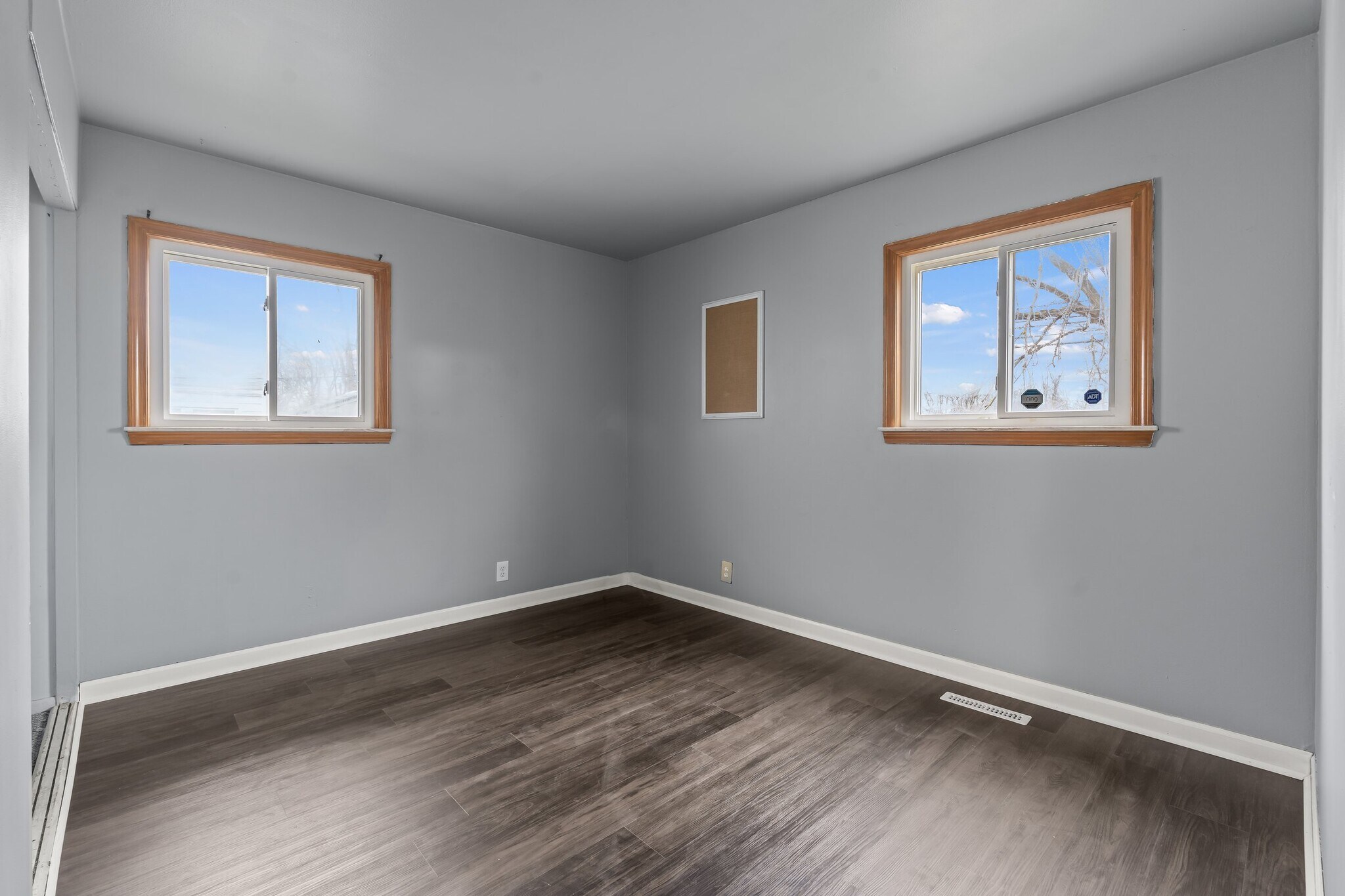 Building Photo - 6832 Cornell St