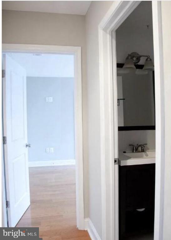 Building Photo - 1250 Ridge Ave