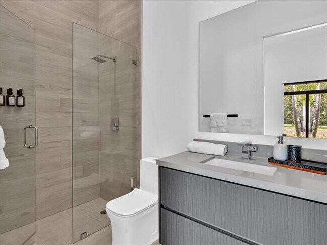 Building Photo - 6122 SW 173rd Way