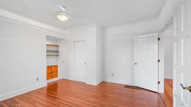 Building Photo - 530 Ethel Ave