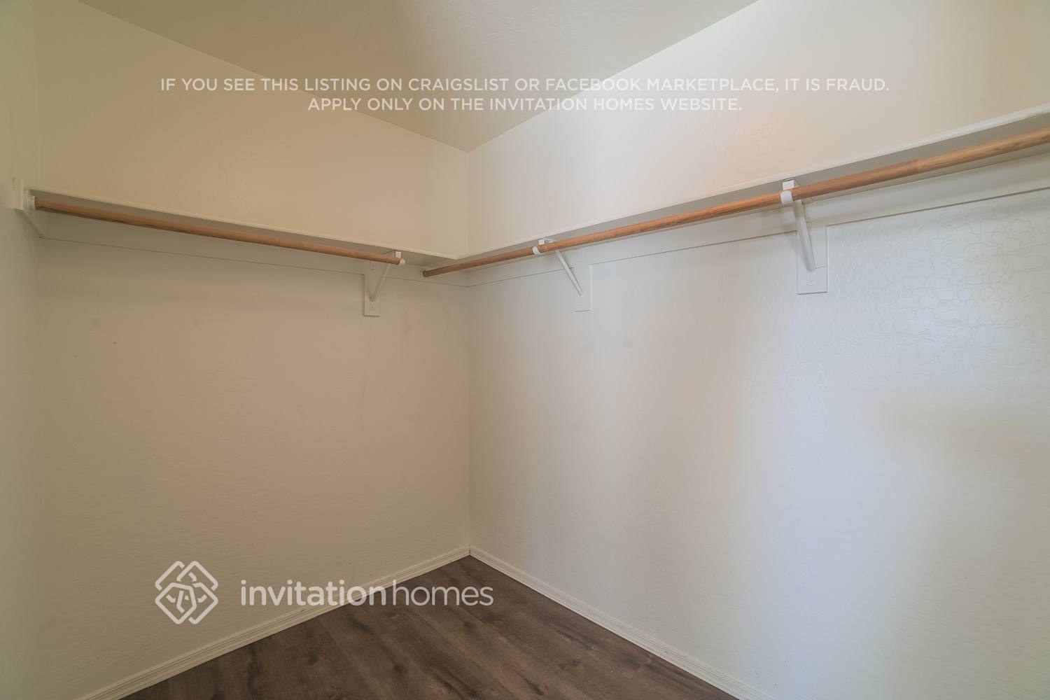 Building Photo - 2054 N Illinois St