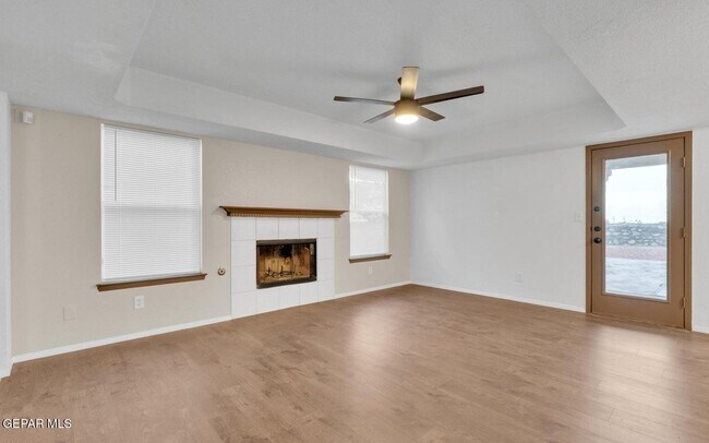 Building Photo - 7489 Plaza Redonda Dr
