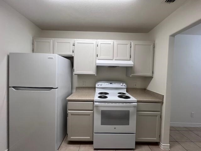 Building Photo - 9802 Cantera Ct