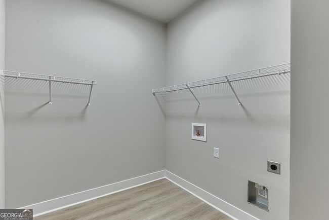 Building Photo - 115 Rains Rd