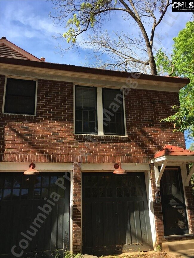 Primary Photo - 1319 Blanding St
