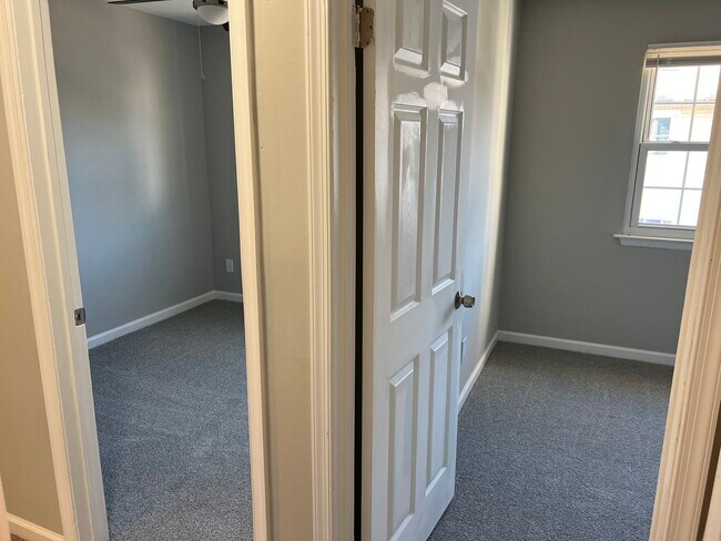 Building Photo - 1109 Netherland Ct