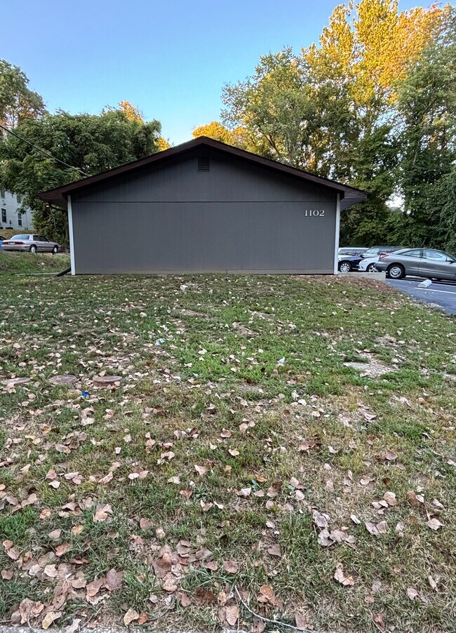 Building Photo - 1102 Apache Dr