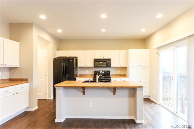 Building Photo - 7083 Silverwind Cir