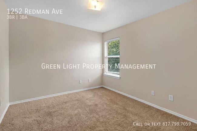 Building Photo - 1252 Redman Ave