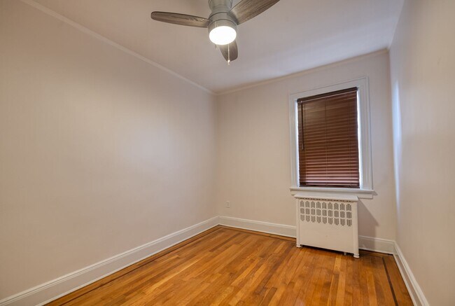 Building Photo - Storybook Tudor New Renovated | Two Full Kitchens | Full Finished Basement