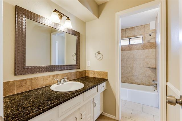 Building Photo - 2809 Deep Valley Trail