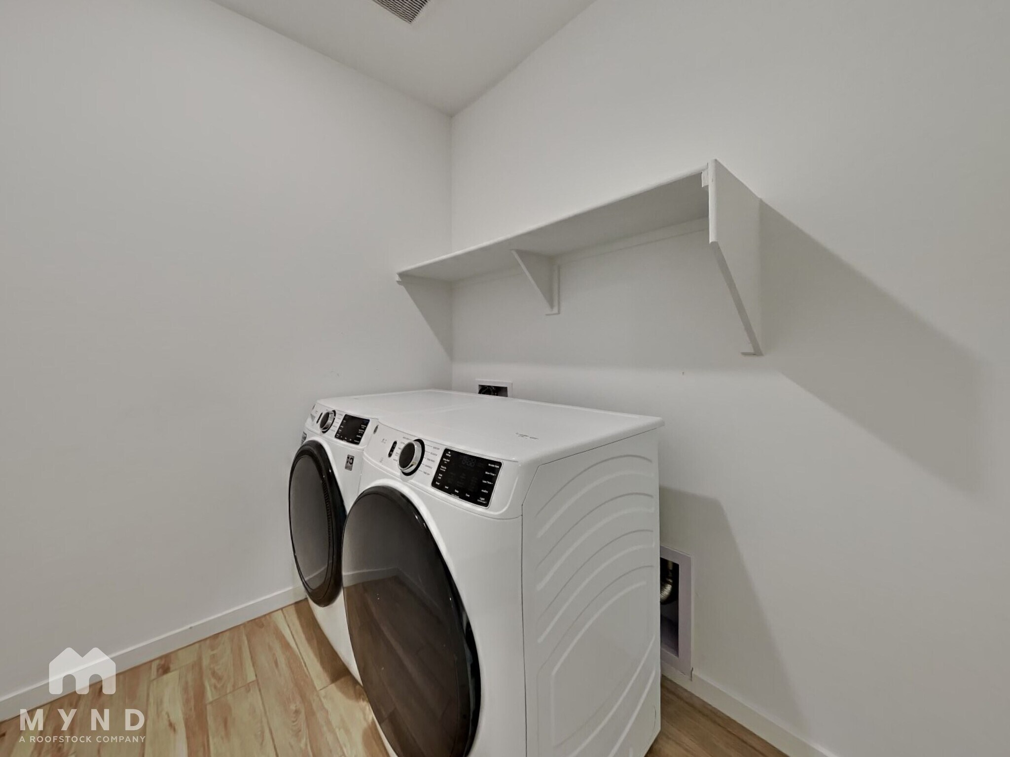 Building Photo - 7918 N 79th Ave