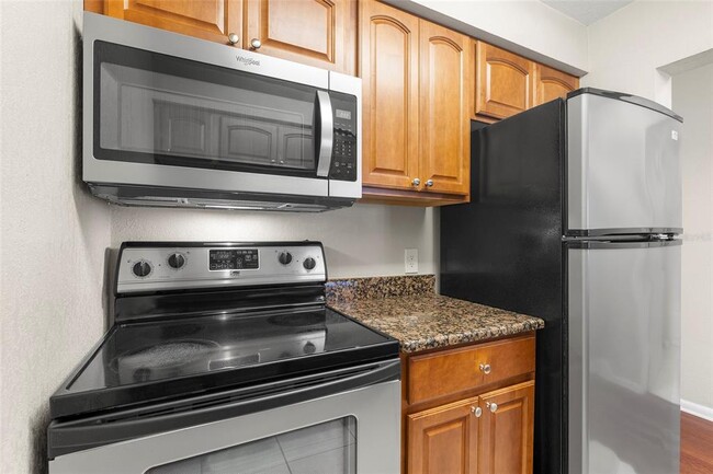 Building Photo - 5440 S MacDill Ave