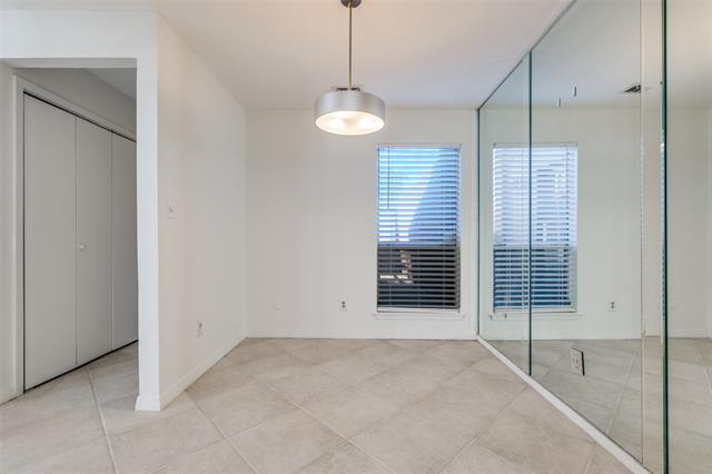 Building Photo - 9819 Smokefeather Ln