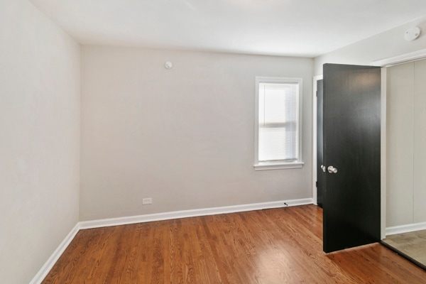 Building Photo - 3133 W 101st St