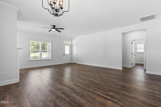 Building Photo - 148 E Battery Cir