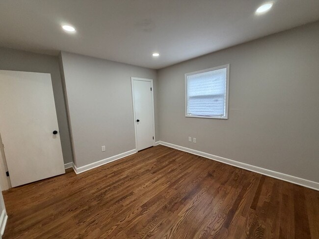 Building Photo - Beautiful Update Brick Ranch!