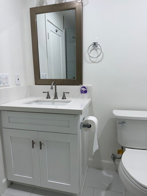 Building Photo - 227 Waldo Ave