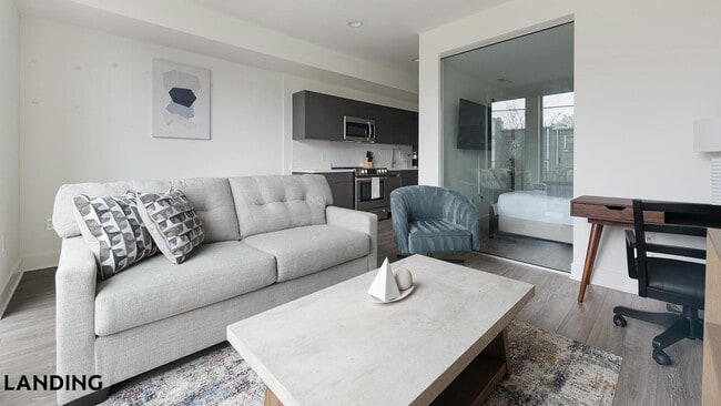 Building Photo - 1214 Bladensburg Rd NE