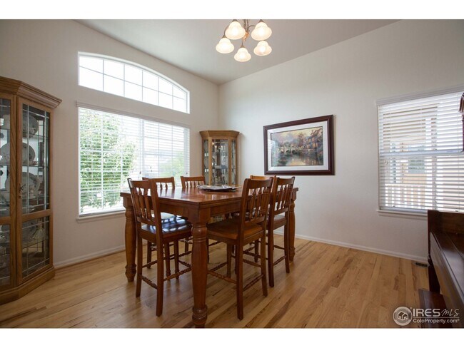 Building Photo - 2508 Marshfield Ln