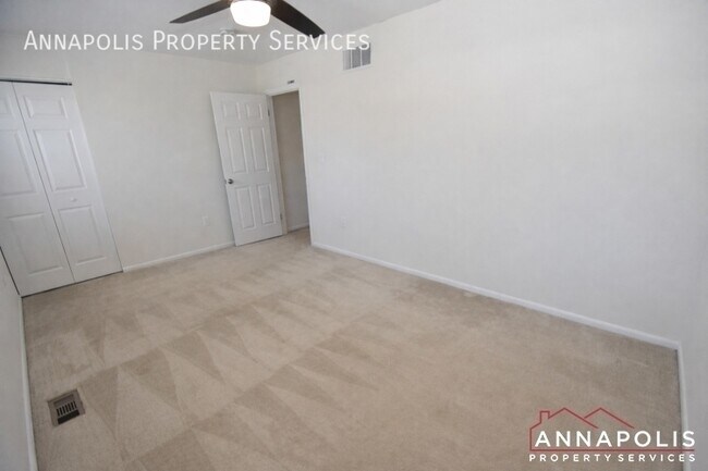 Building Photo - 1702 Forestville Rd