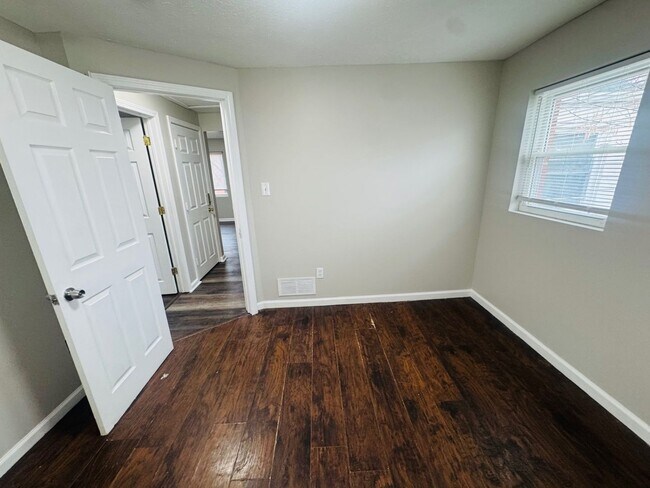 Building Photo - 20151 Crystal