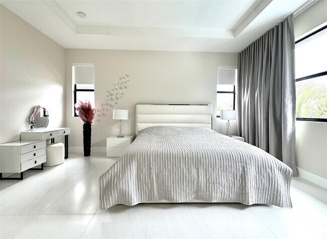 Building Photo - 4915 Whispering Way