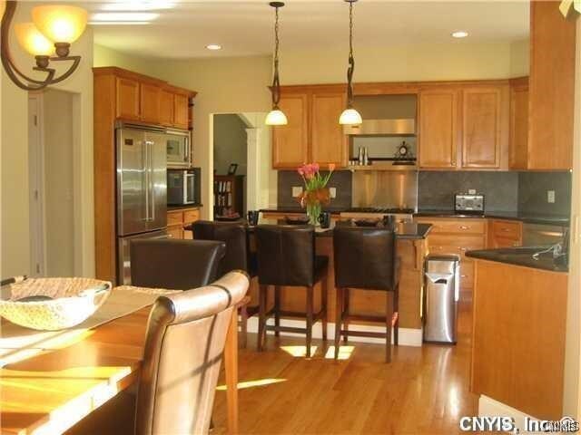 Building Photo - 5065 Yellow Wood Pkwy