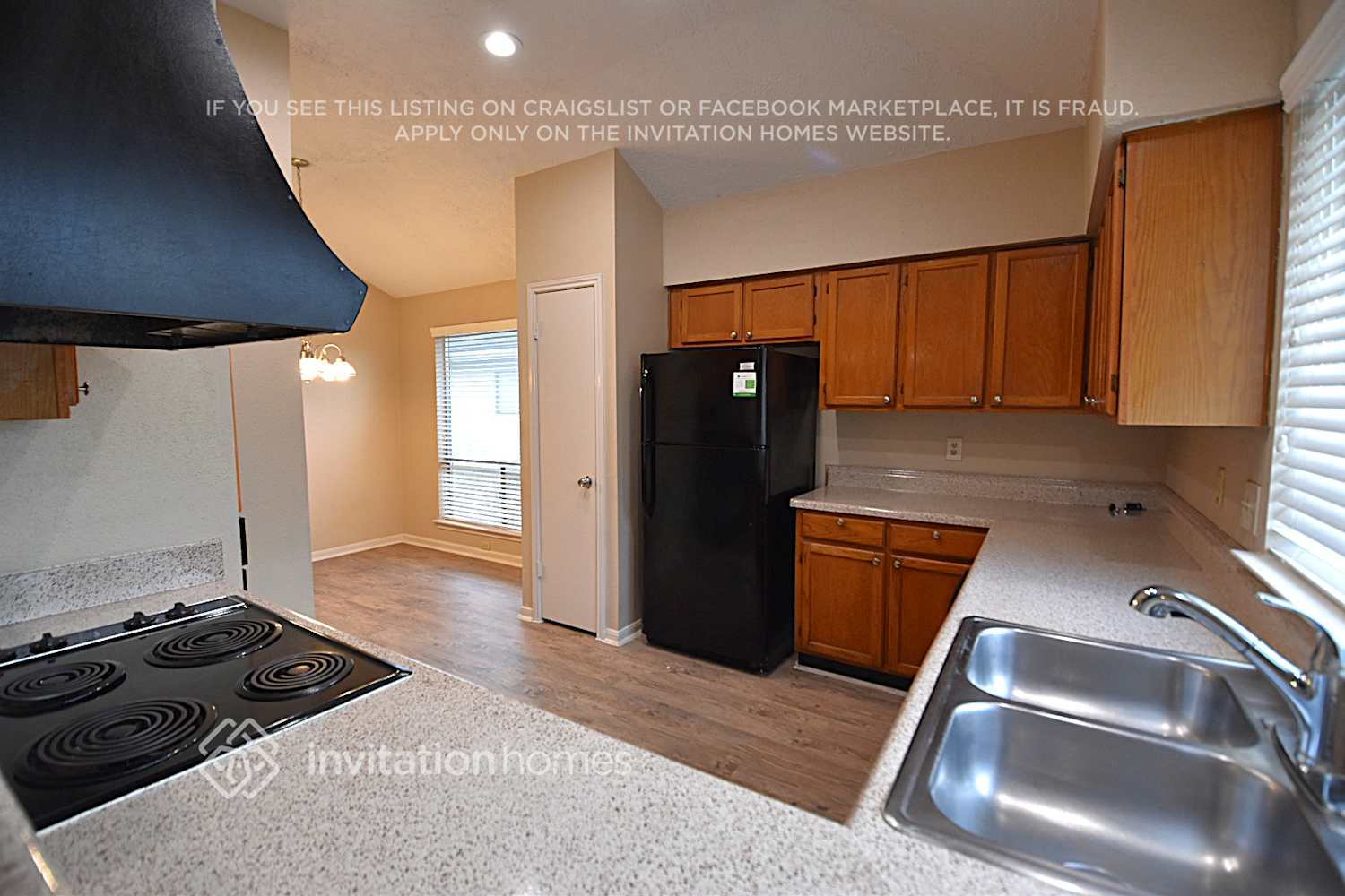 Building Photo - 10579 Twilight Moon Dr