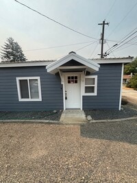 Building Photo - 112 W 10th Ave
