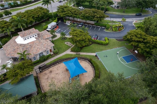 Building Photo - 9999 Chiana Cir