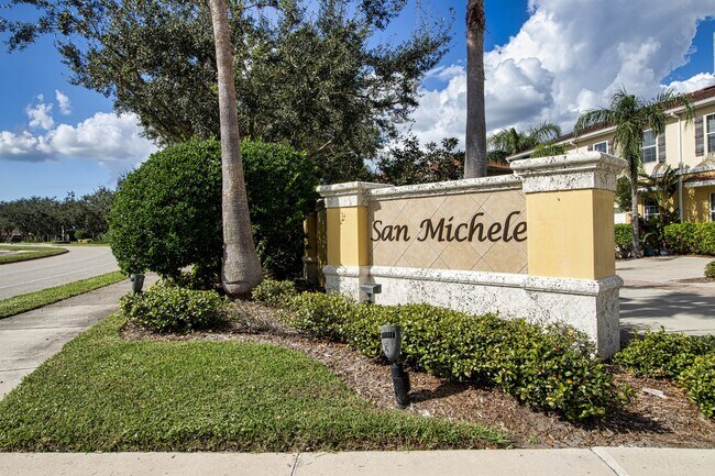 Building Photo - 3 Bedroom 2.5 Bath Townhome San Michele