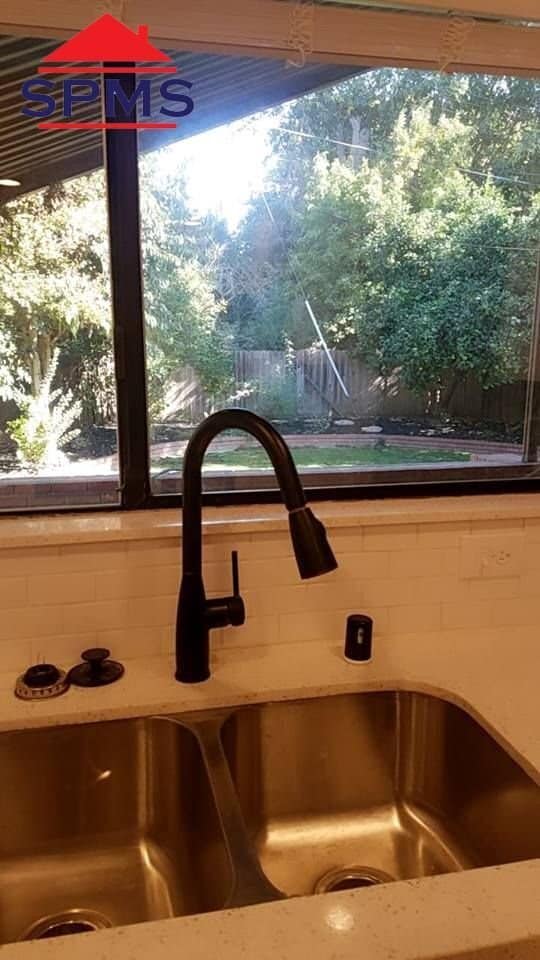 Building Photo - 907 Stern Cir