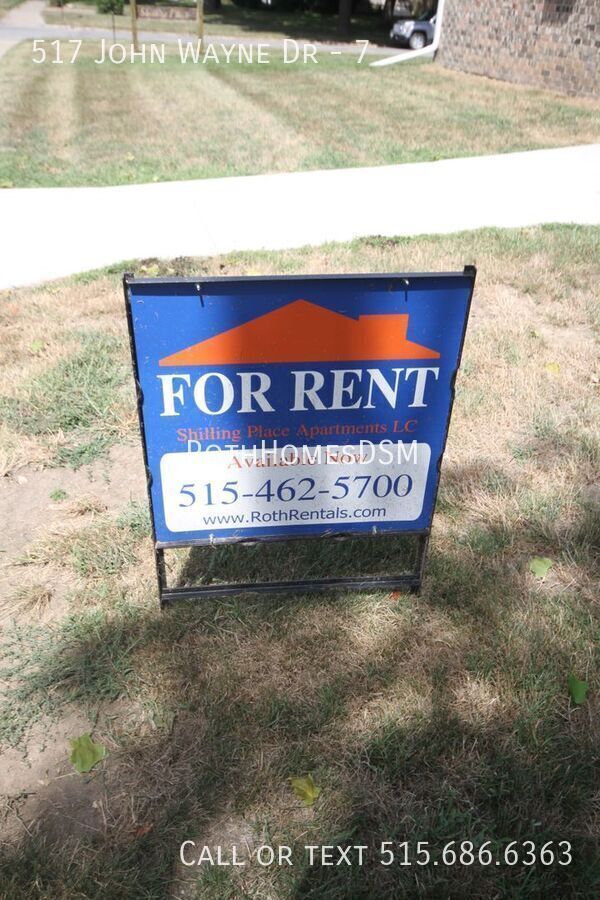 Building Photo - 517 N John Wayne Dr