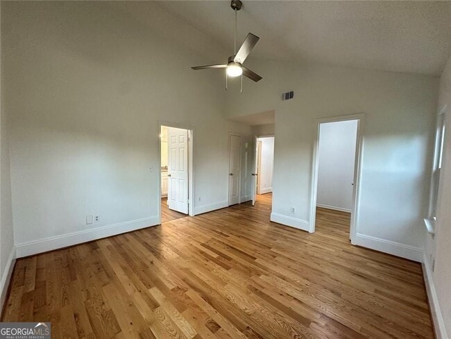 Building Photo - 1290 Sweet Woods Dr