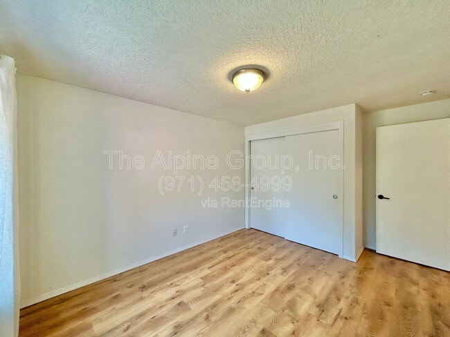 Building Photo - 14597 SW 81st Ave