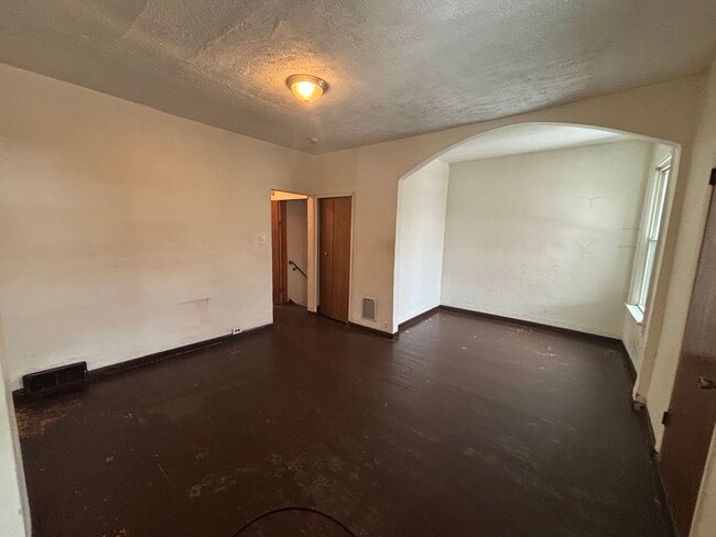 Building Photo - Check this Floor 2 for only $695/mo! But h...