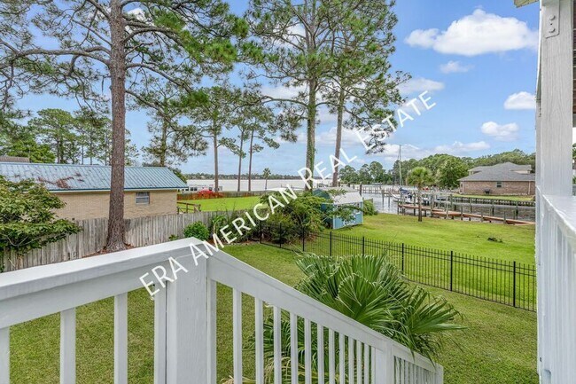 Building Photo - 1725 Union Ave