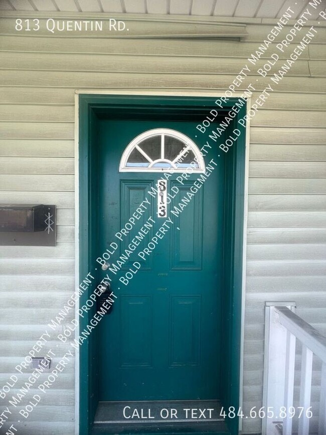 Building Photo - 813 Quentin Rd