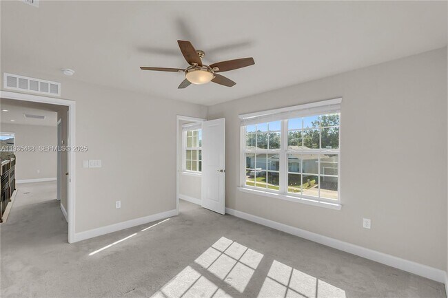 Building Photo - 303 August Fern Loop