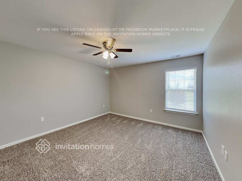 Building Photo - 10611 River Hollow Ct